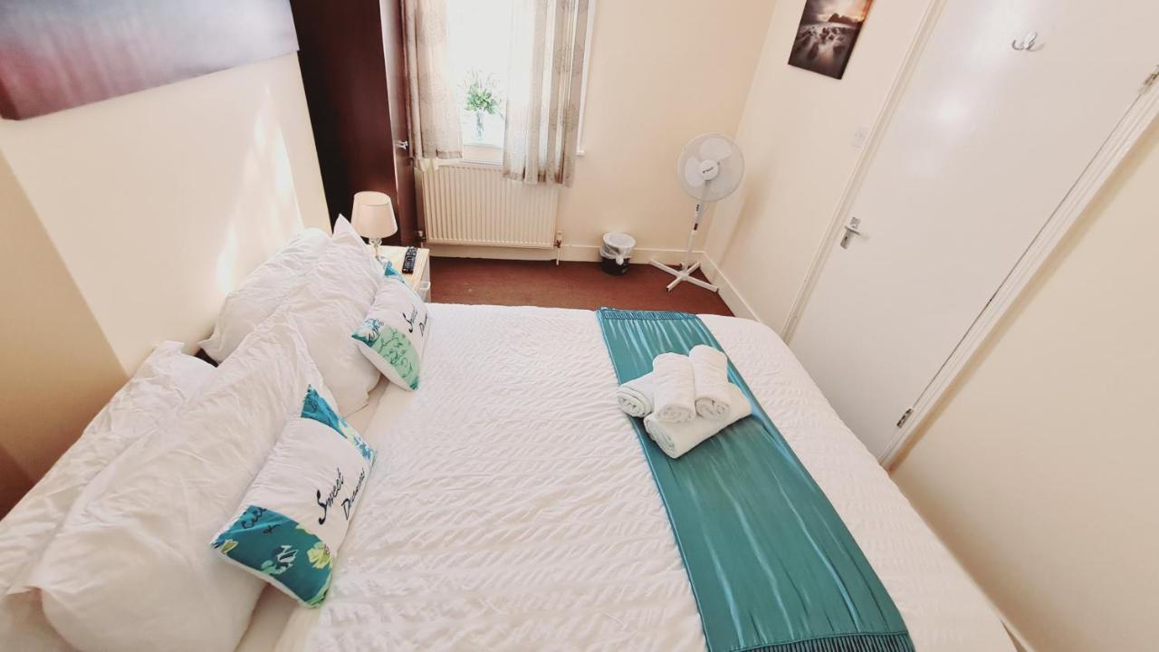 Cedar Villa - Perfect For Longer Stays Chatham  Buitenkant foto